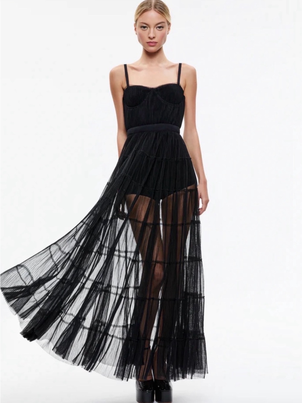 Alice & Olivia Deena Pleated Maxi Dress With Hot Pant size 2